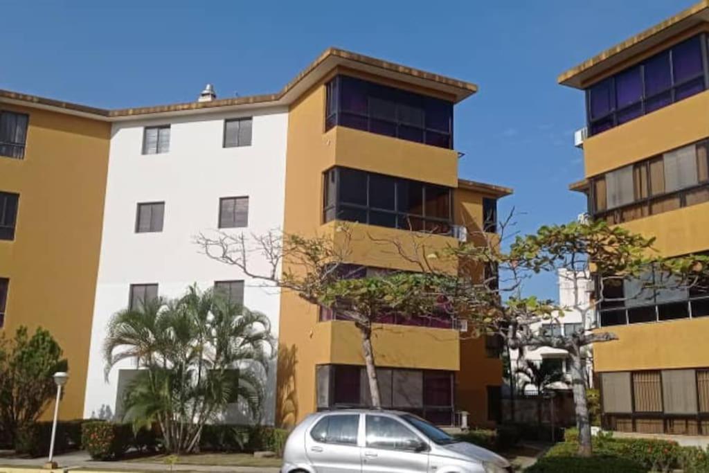 Apartamento - Flamingo Suites Higuerote Bagian luar foto